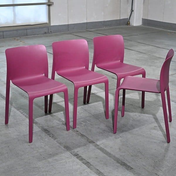 アクタス イタリア製 MAGIS 16万「CHAIR FIRST」4脚セットb ステファノ・ジョバンノーニ スタッキングチェア ファースト マジス ACTUS【中古家具/中古インテリア/USED家具ユーズド家具/リサイクル】 アクタス イタリア製 MAGIS 16万「CHAIR FIRST」4脚セットb ステファノ