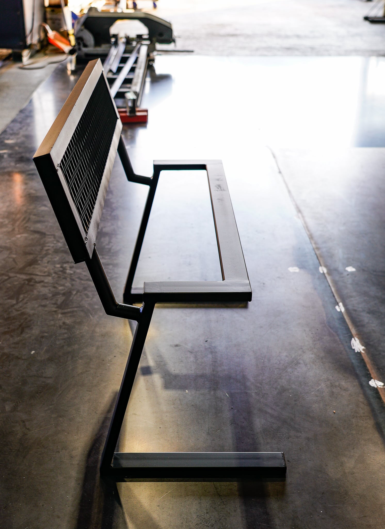 アイアンベンチ | ferro industrial furniture