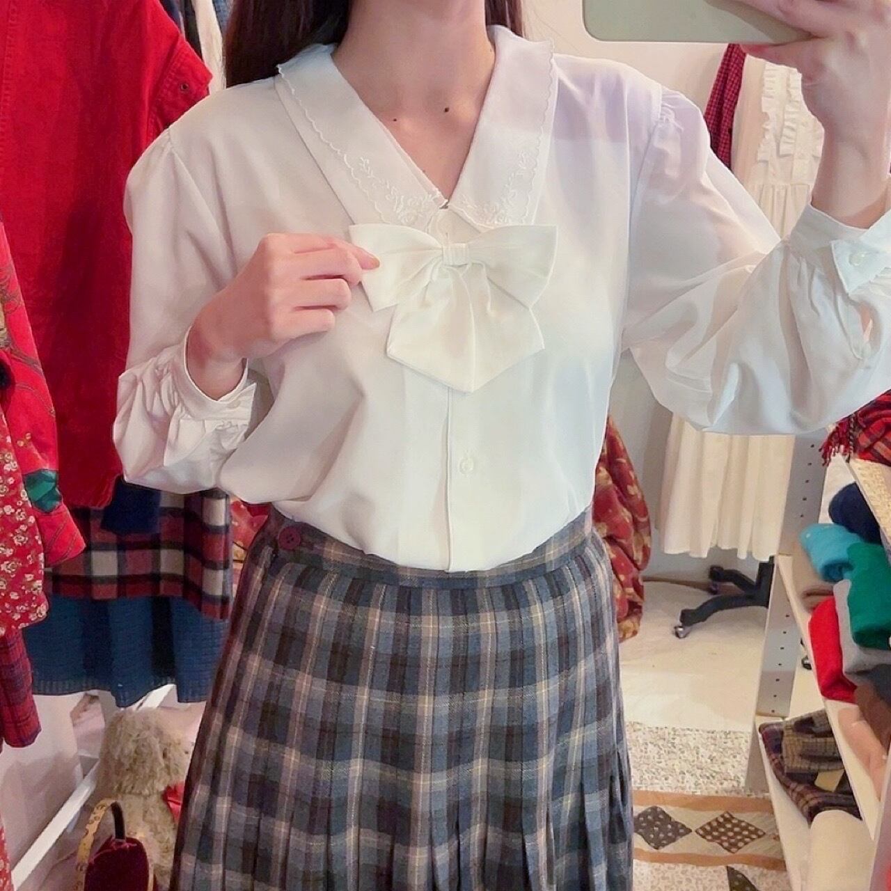 ribbon brooch white blouse