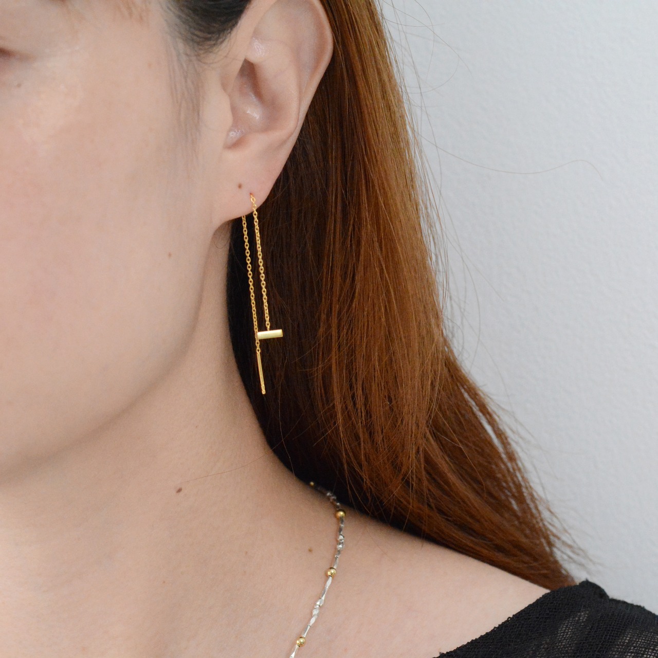 vertical  ピアス ゴールド