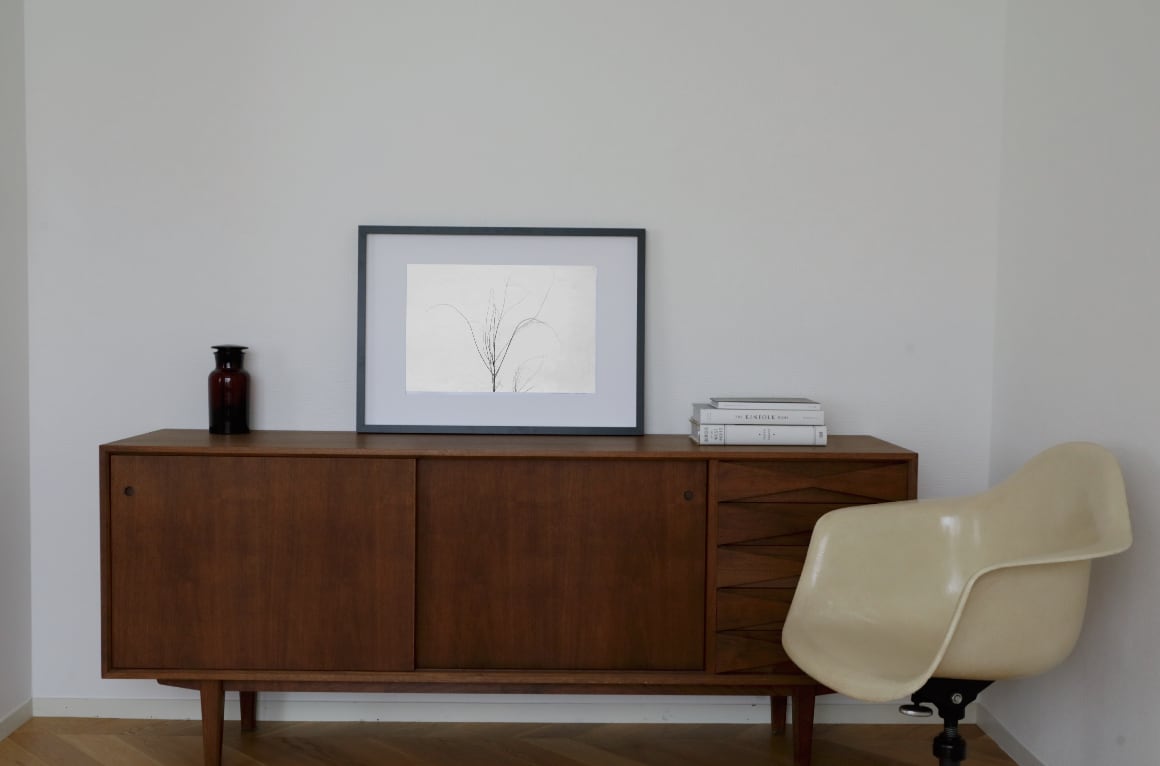 Minimalism #4 (black wooden frame 50cm×70cm付き)