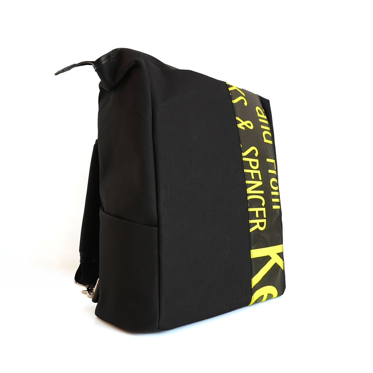 Black | SANS-SERIF