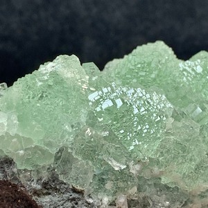 美☆結晶が美しく透明度が高いグリーンフローライト原石クラスター