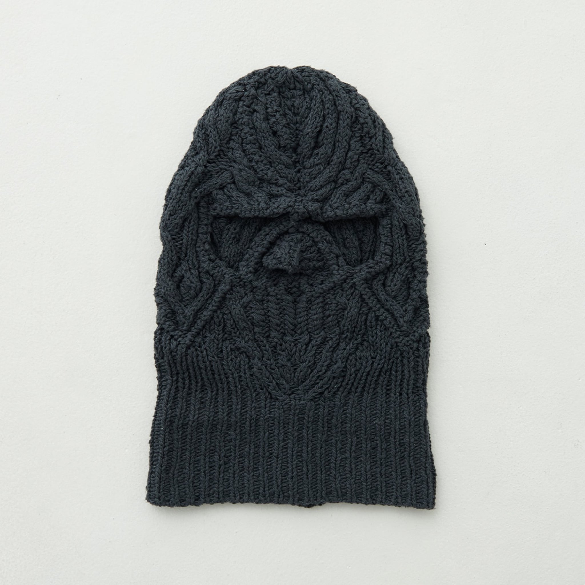 blackmeans x ono yukinori ニットハット　黒/白 blackmeans × ONO YUKINORI Skull Handknit Cap (OFF WHITE