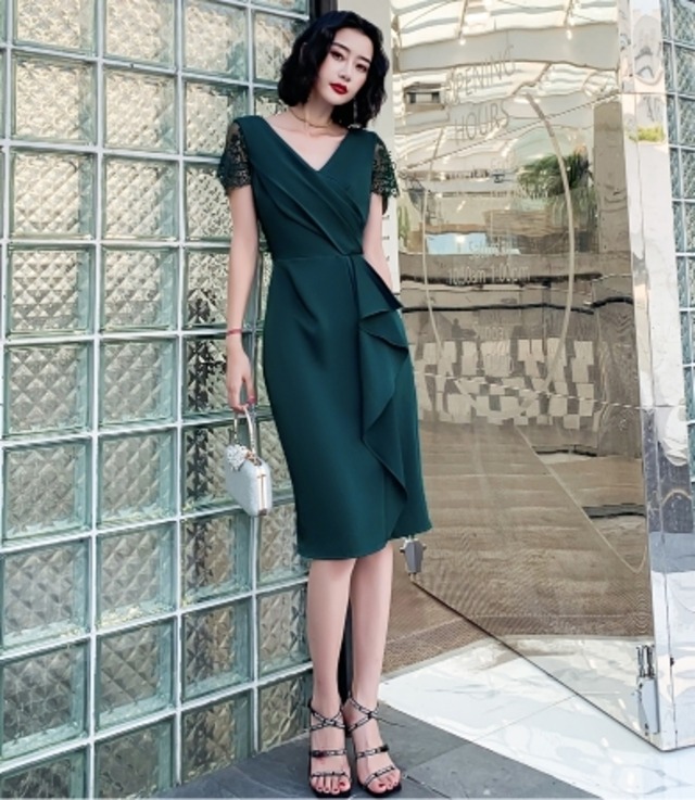 グリーン ミニ丈 袖レース パーティードレス　iPd0094