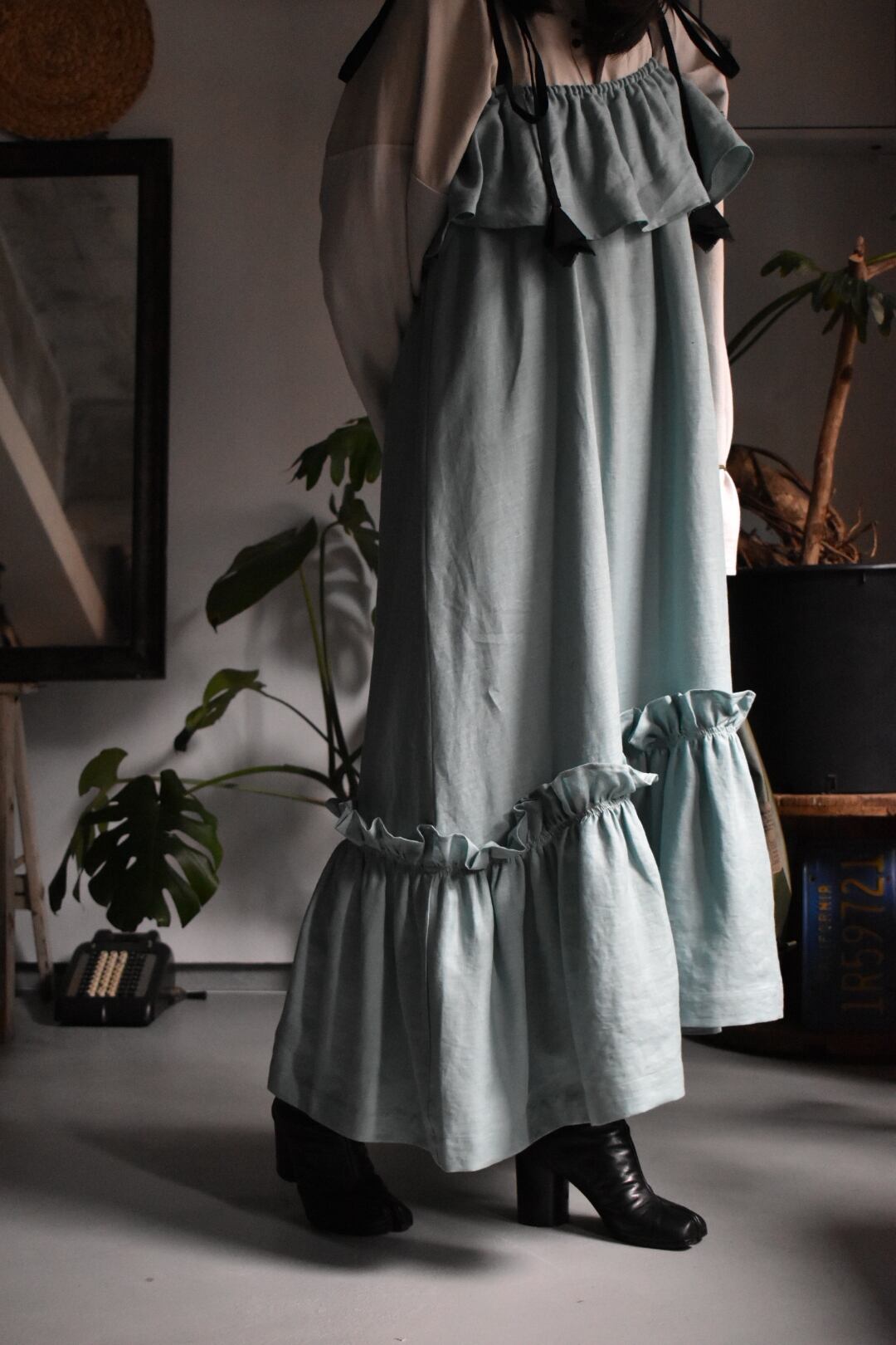 lili by SERI リネンドレス