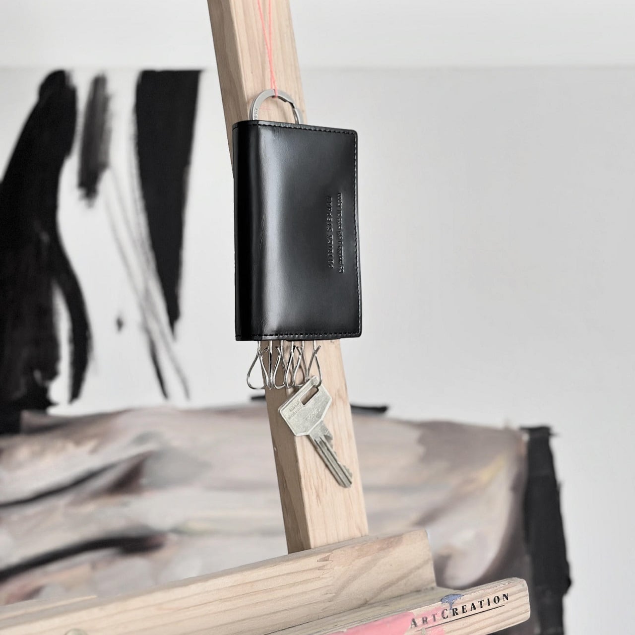 224AAO23 Leather key case 'brillant' キーケース | Patrick Stephan