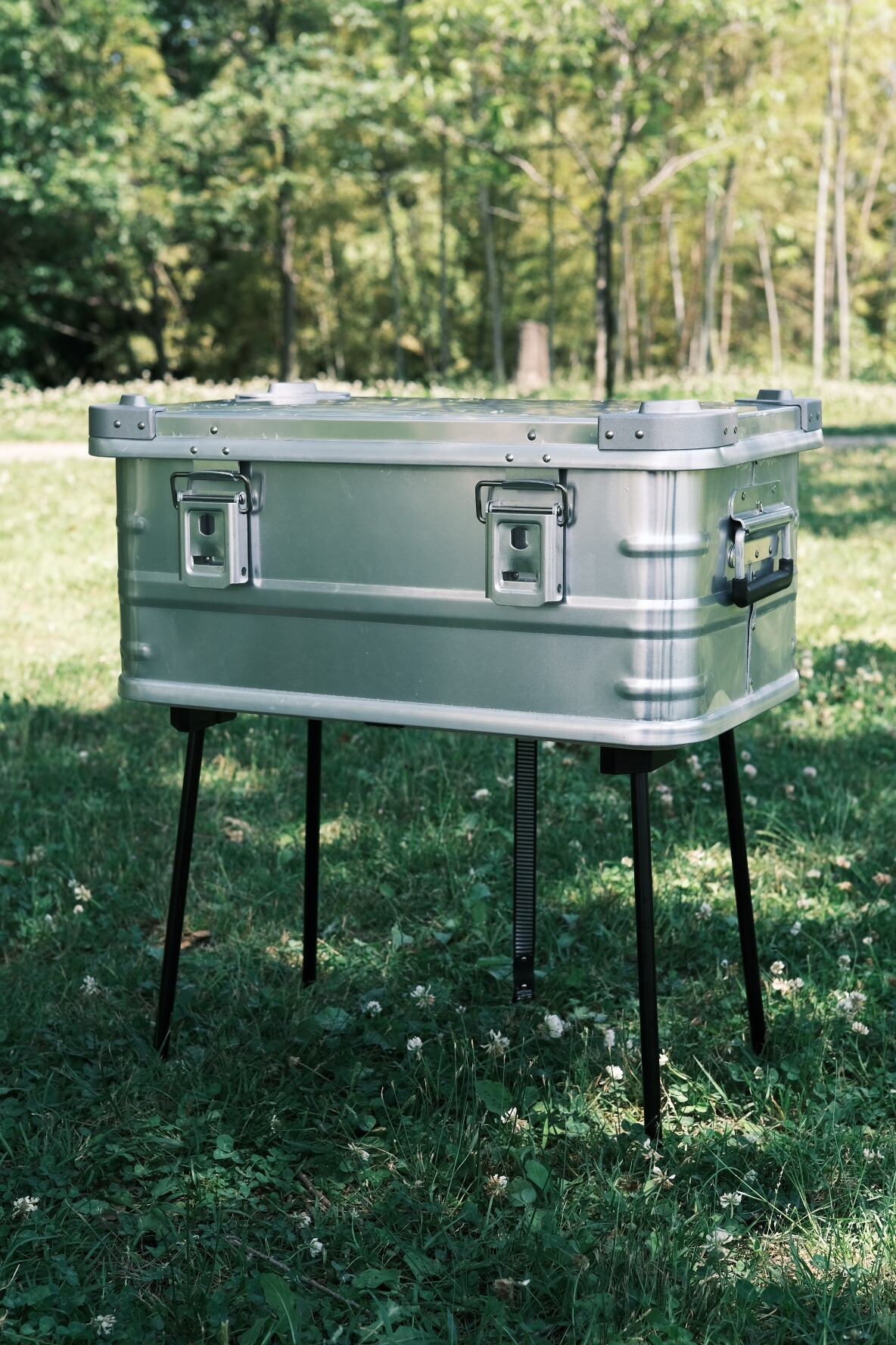 L DESIGN アルミコンテナ　アウトドアテーブル ALC-Table/ｱﾙﾐｺﾝﾃﾅ用ﾃｰﾌﾞﾙ | EEEFL