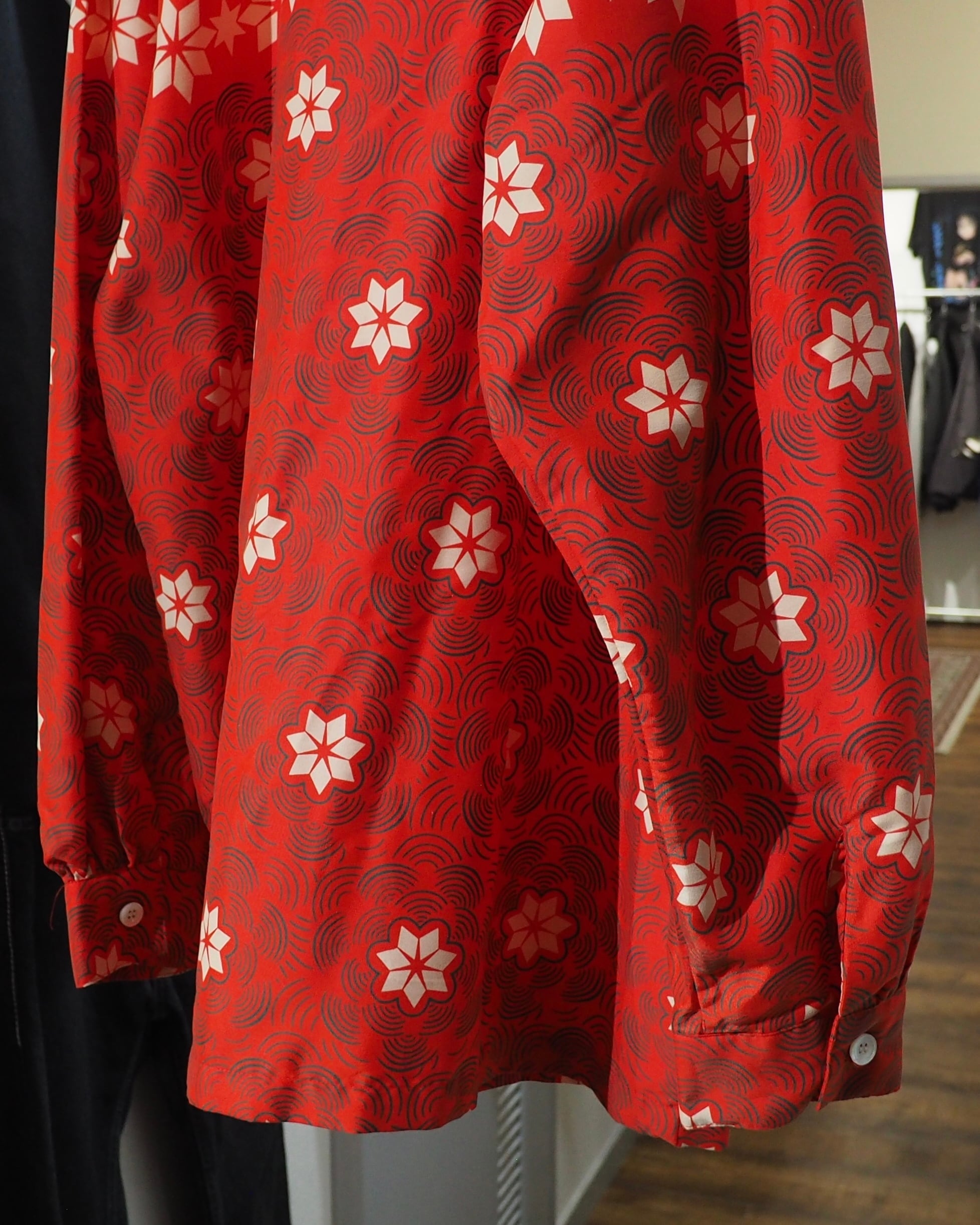 1980s " NICOLE CLUB " Arabesque oriental pattern Design vintage Open collar shirt