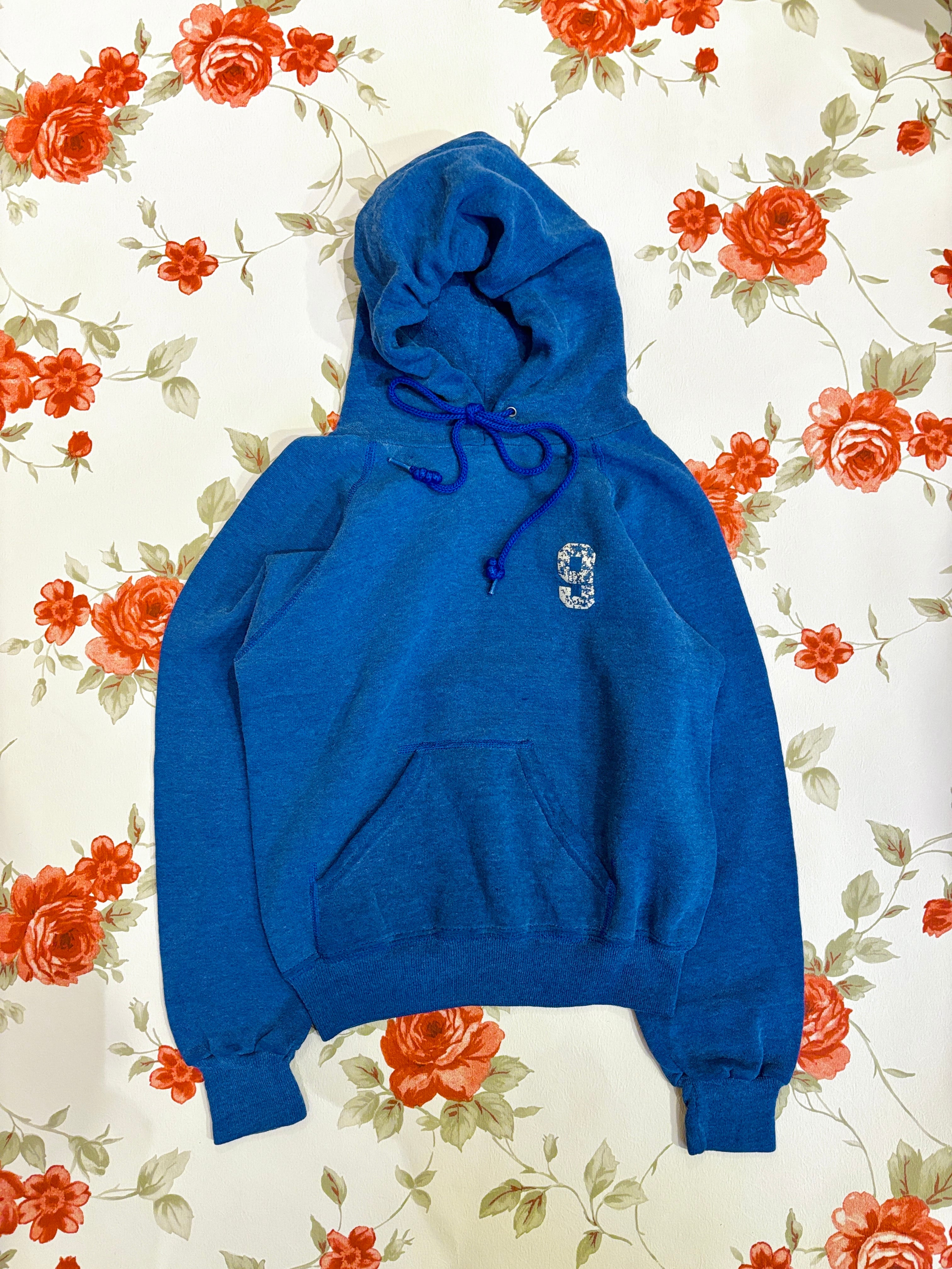 【KIDS vintage】 90's 9 hoodie. about 6y