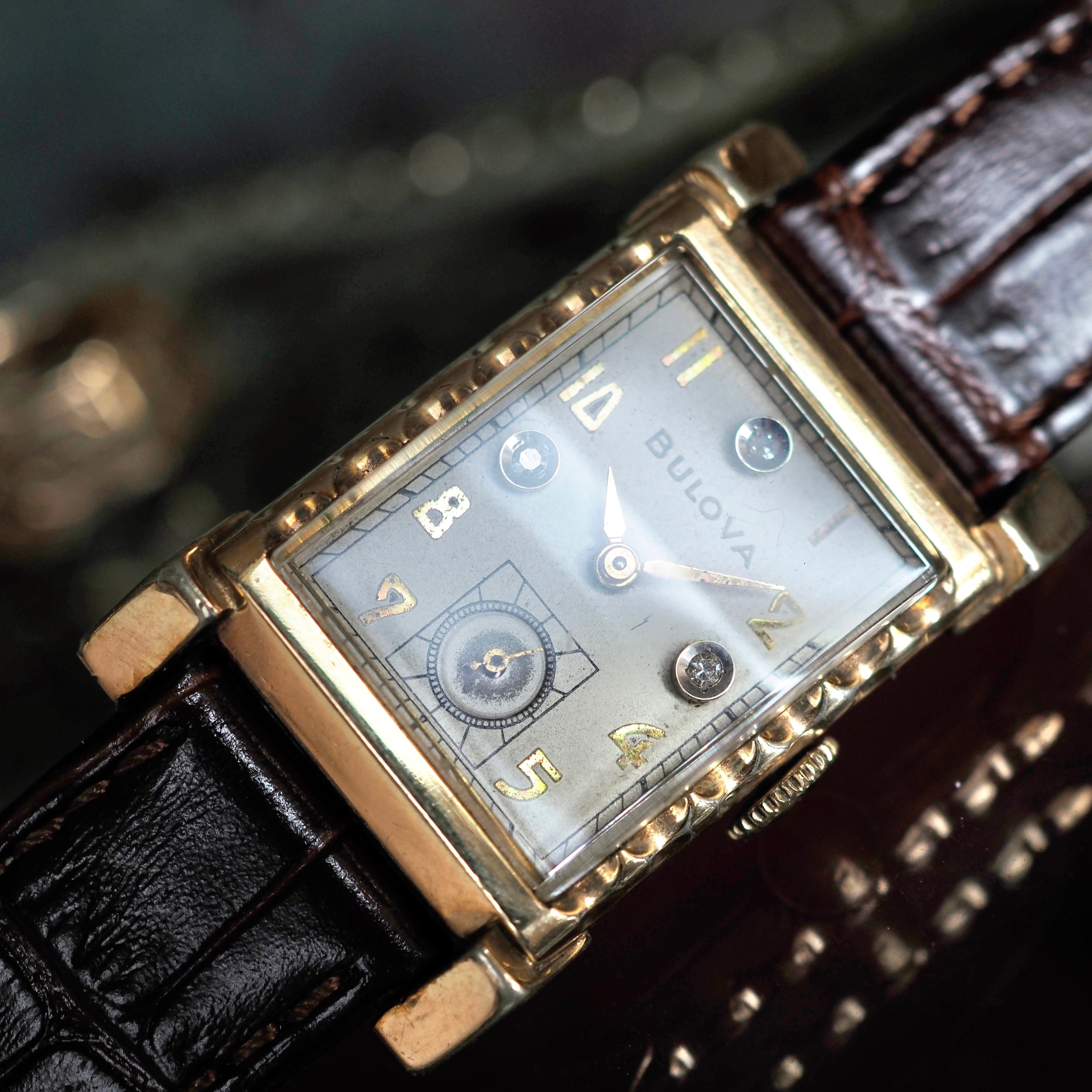 BULOVA ブローバ 角金 ダイヤ付 アンティーク時計 1940年代 | Plumage