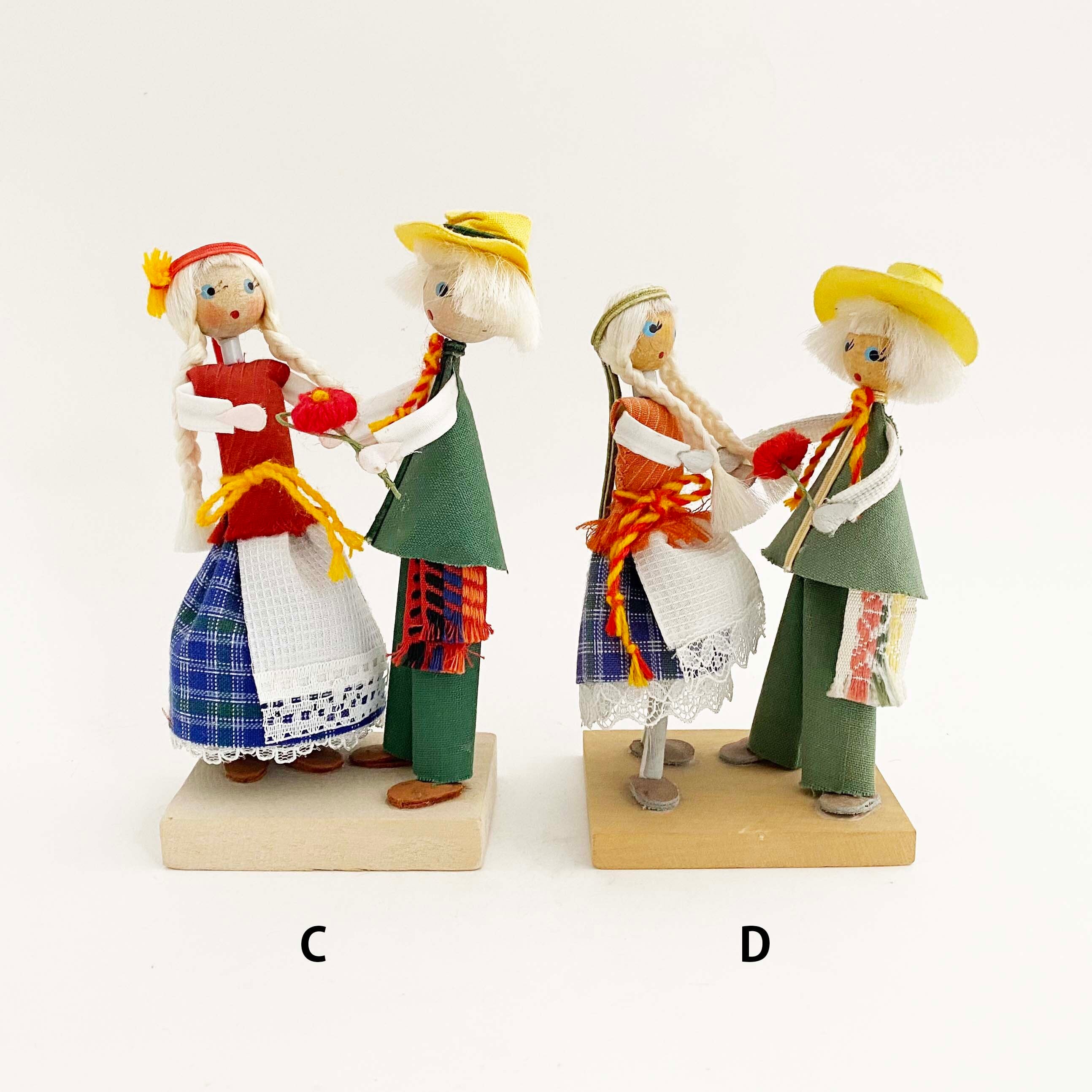 リトアニアの民族人形　ANDO製ヴィンテージ（ペア小）