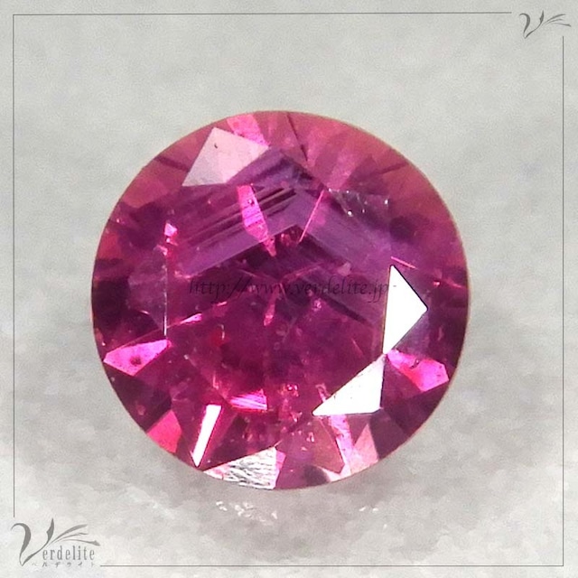 サファイア（非加熱）　0.31ct　VB226