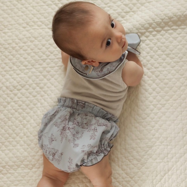 《予約販売》スタイーフ Moda【トワルドジュイ サックス】（スカーフみたいなスタイ）