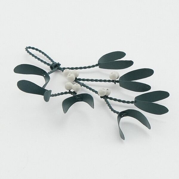 ブリキ素材でできた ヤドリギのスワッグ/クリスマス / 家具