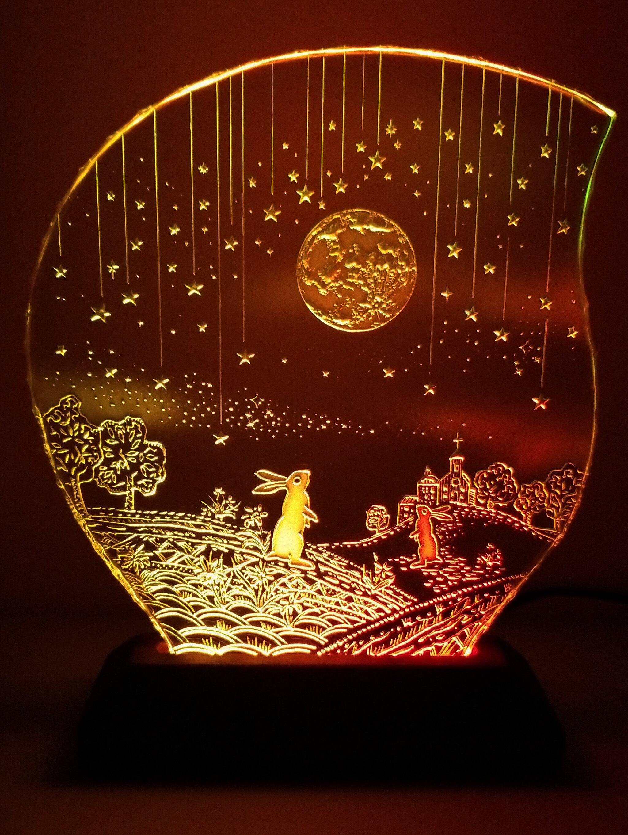 満月と2羽のウサギ （ガラス：Mサイズ） | mayasworks・マヤズワークス