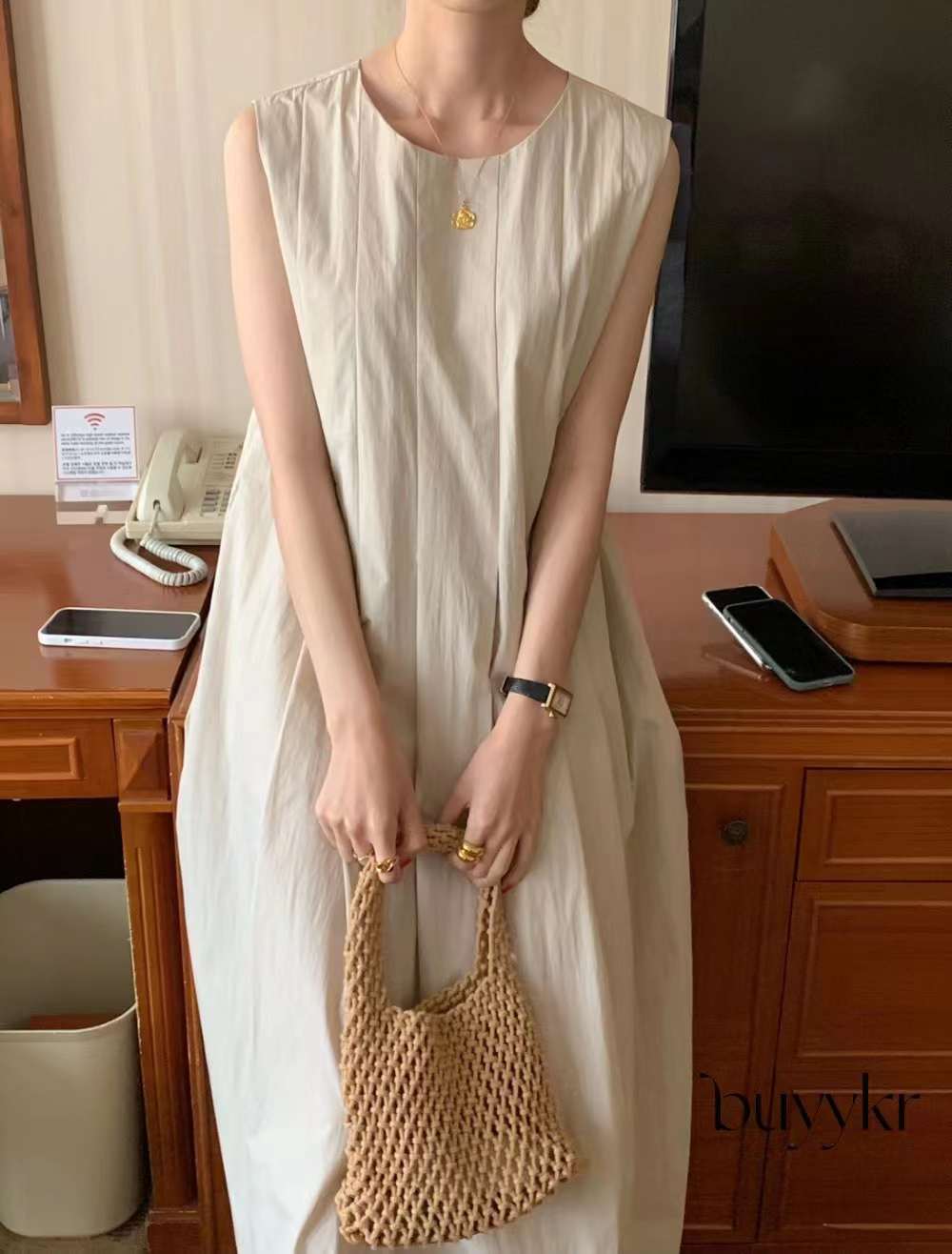 タック入りノースリワンピース AJ22261-8936