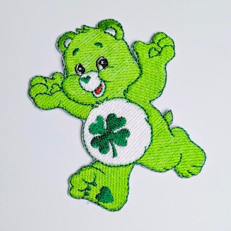 送料無料! ★刺繍アイロンワッペン★【 Care Bears( ケアベア )】 Good Luck Bear / グッドラックベア〚アメリカン雑貨 アメトイ〛