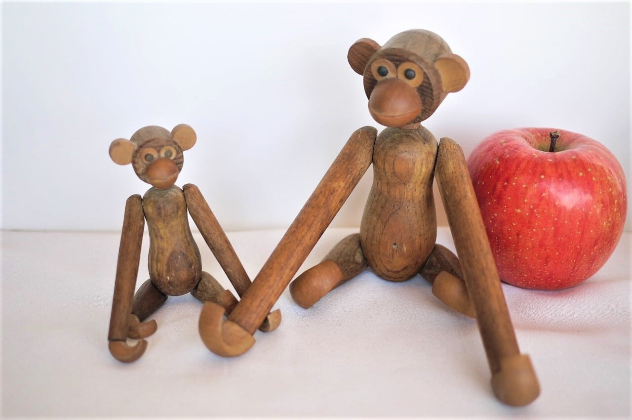 猿の木製人形親子　デンマーク　リプロダクト　カイボイスン　