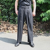 KUON / Single Pleated Belted Trousers