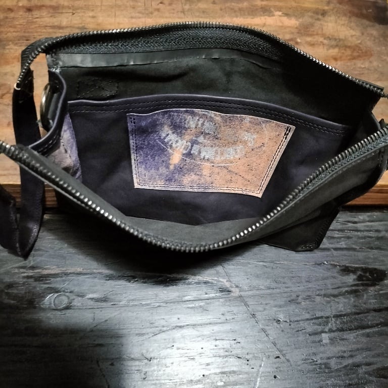 GUIDIアルチザンショルダーポーチ・バックスタンプ付き(9/10) | FREAK