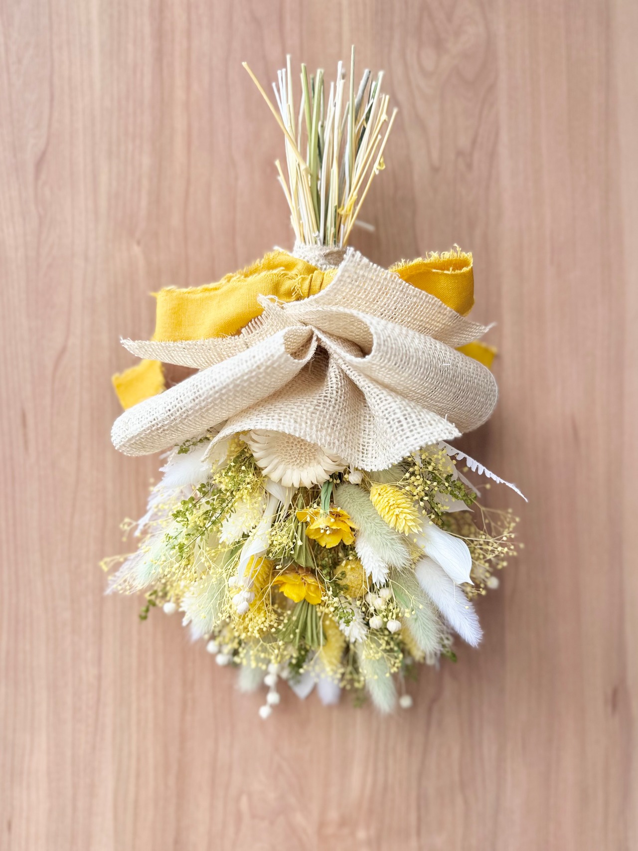 ドライフラワースワッグ(黄色・黄緑色) 【1点もの】 画像1