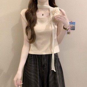 フレンチスリーブ ニット トップス レディース 夏 韓国風 サマーニット スカーフタイ コサージュ 花モチーフ 取り外し可能 スクエアネック ショート丈 細見え きれいめ フェミニン 通勤 [LS-CGT125]