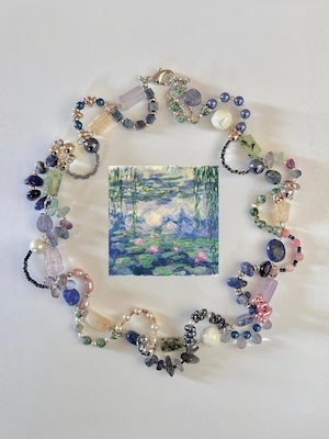 Water Lilies frill necklace.