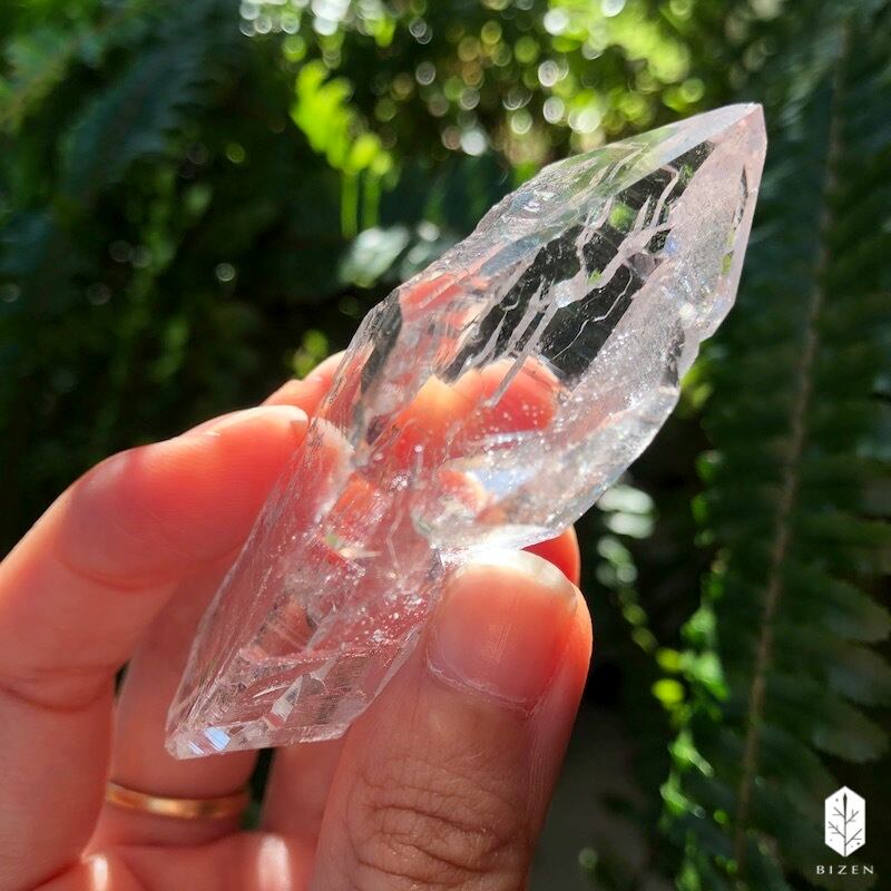 マニカラン産水晶（タビー・ダブルポイント） | BIZEN Crystals