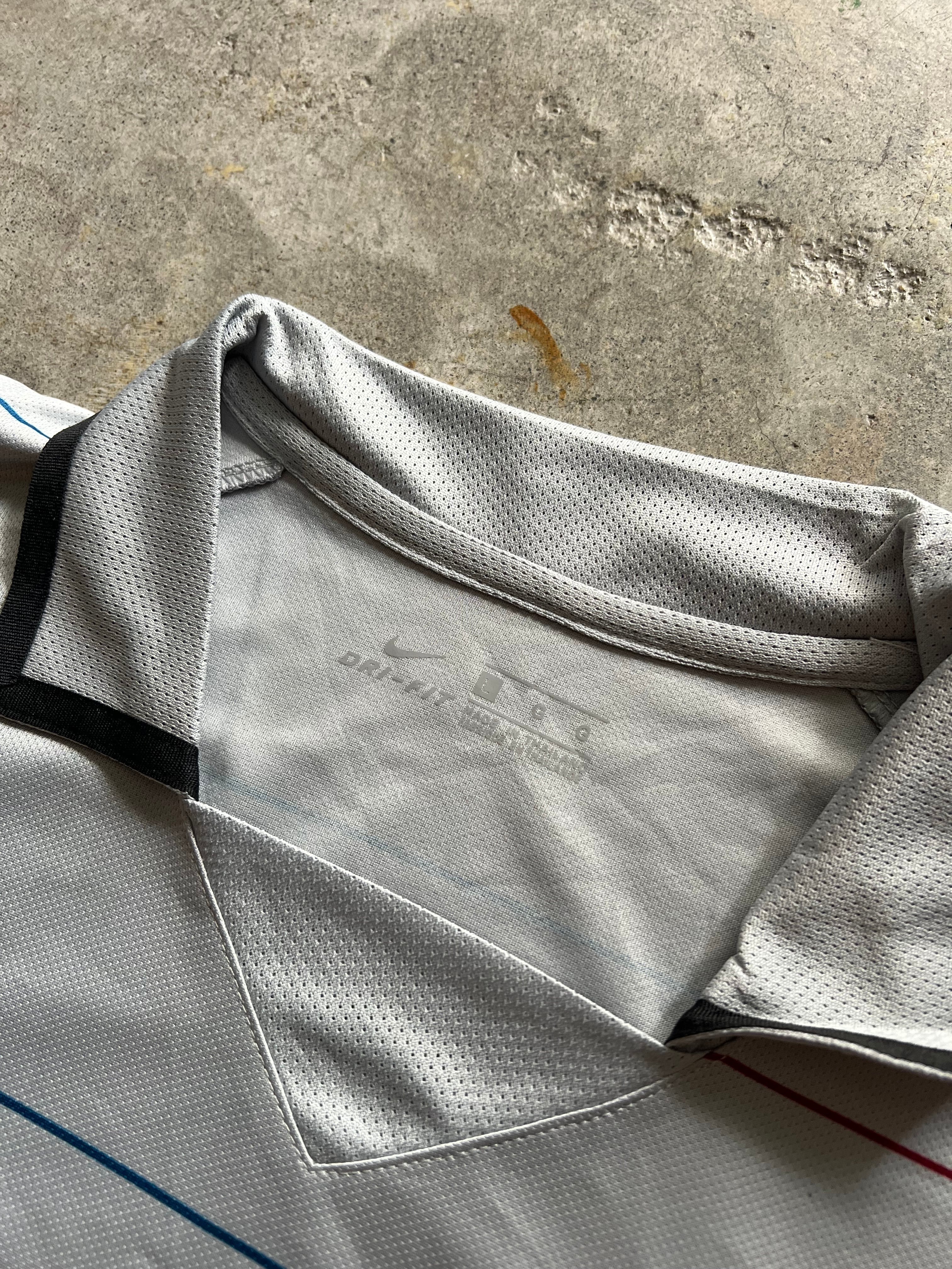 NIKE FCバルセロナ サッカーシャツ ユニフォーム グレー L | Léon Shinjuku