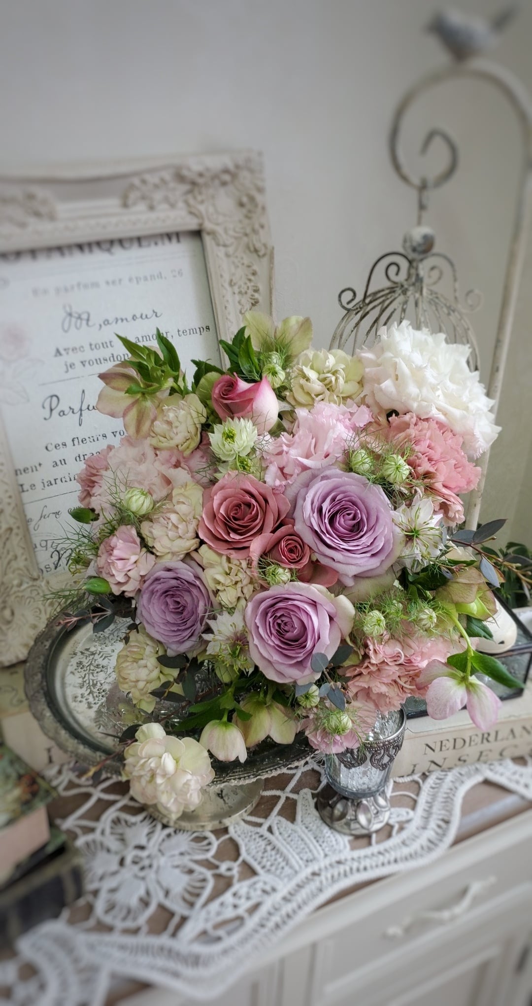 母の日 父の日 爽やかな雰囲気 スタイリッシュブーケ 花 花束 生花 プレゼント 誕生日 結婚記念日 結婚祝い ひな祭り 送料無料 母の日&frasl;父の日に、花瓶も水やりも不要な飾れる花束「スタンディング