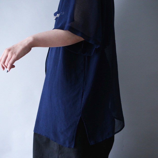 "刺繍" 蔦 motif design XXX over silhouette h/s shirt