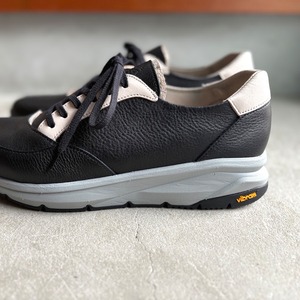 men's HAND MADE leatherスニーカー　Vibram sole　Black