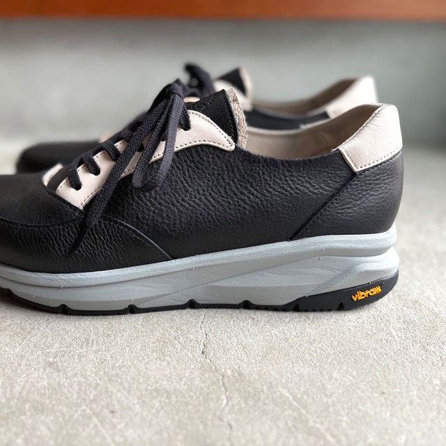 men's HAND MADE leatherスニーカー　Vibram sole　Black