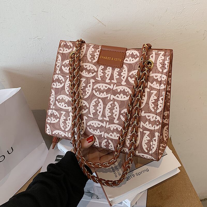 オールマッチレディースチェーンスモールバッグメスバッグ2020人気の新しい流行のファッションワンショルダーアンダーアームバッグネットレッドメッセンジャーバッグ 手作りハンドバック35776891037