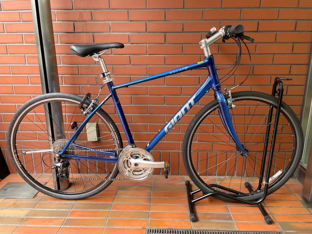 中古車 クロスバイク ジャイアント CROSTAR アルミフレーム 24段変速