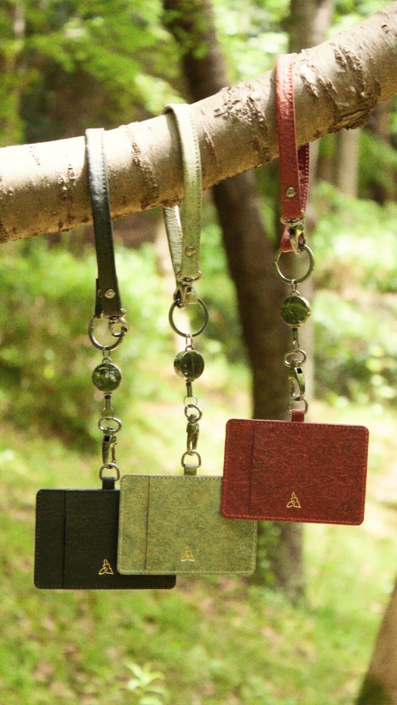 【セット】ID/パスケースKhidki＋ストラップLoop　マダーレッド