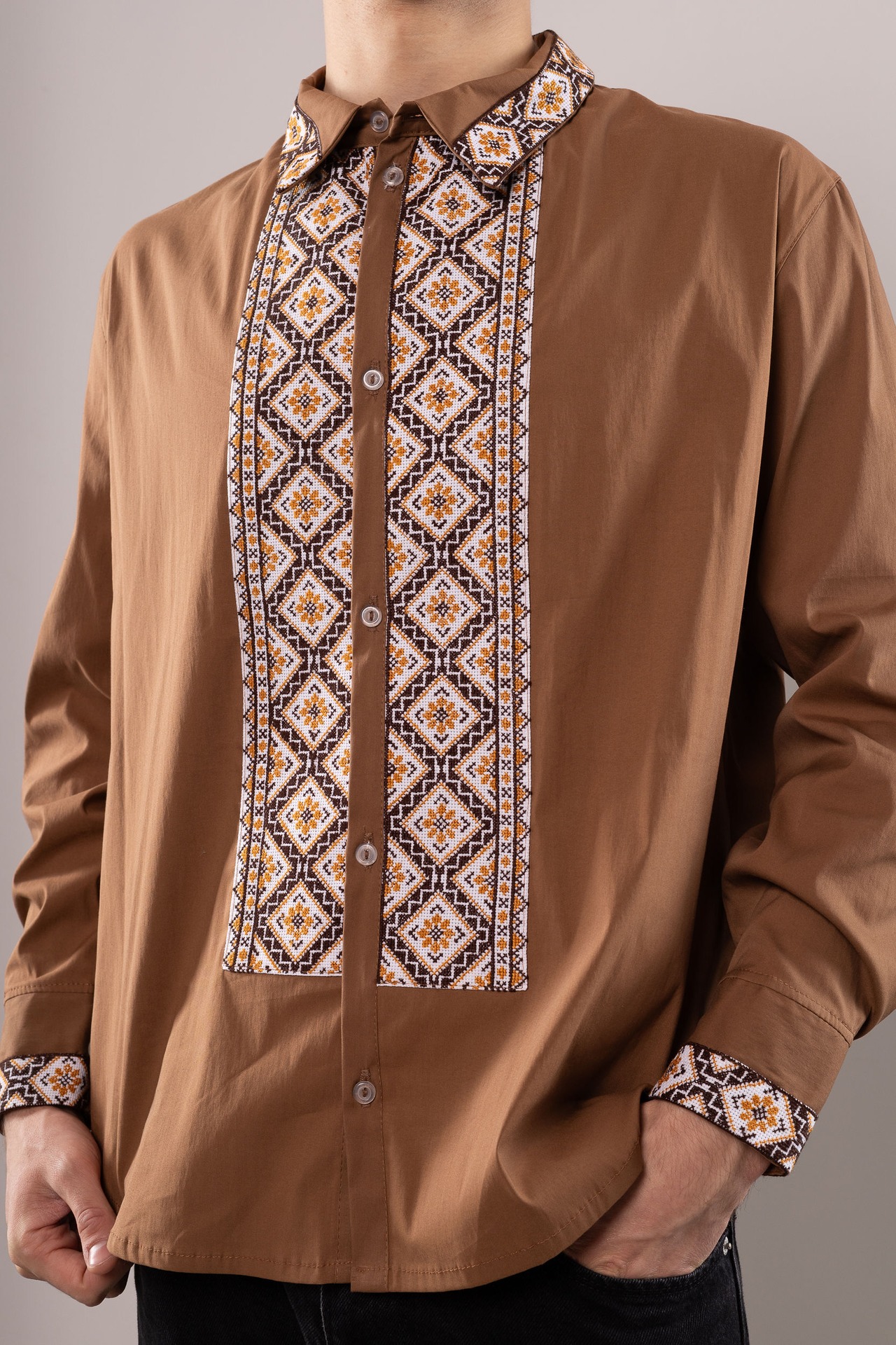 ウクライナ刺繍ヴィシヴァンカ　綿　クロスステッチ手刺繍　XLサイズ　メンズ - 7