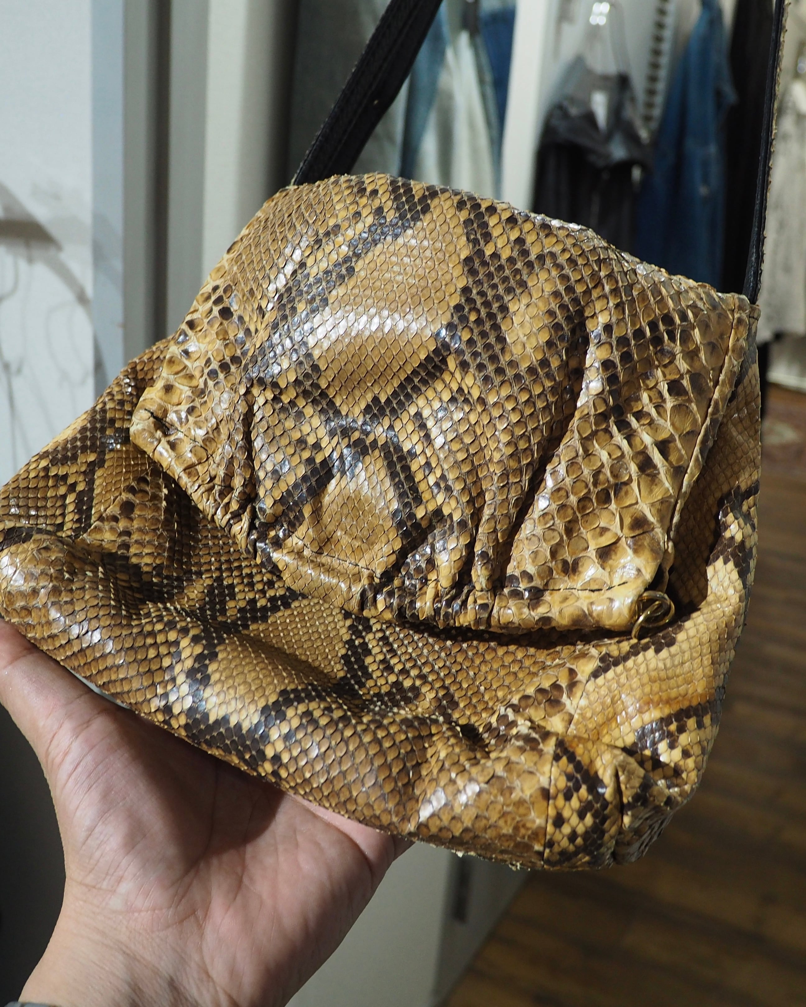 ” Unknown ” Vintage Python Leather Hand Shoulder Bag