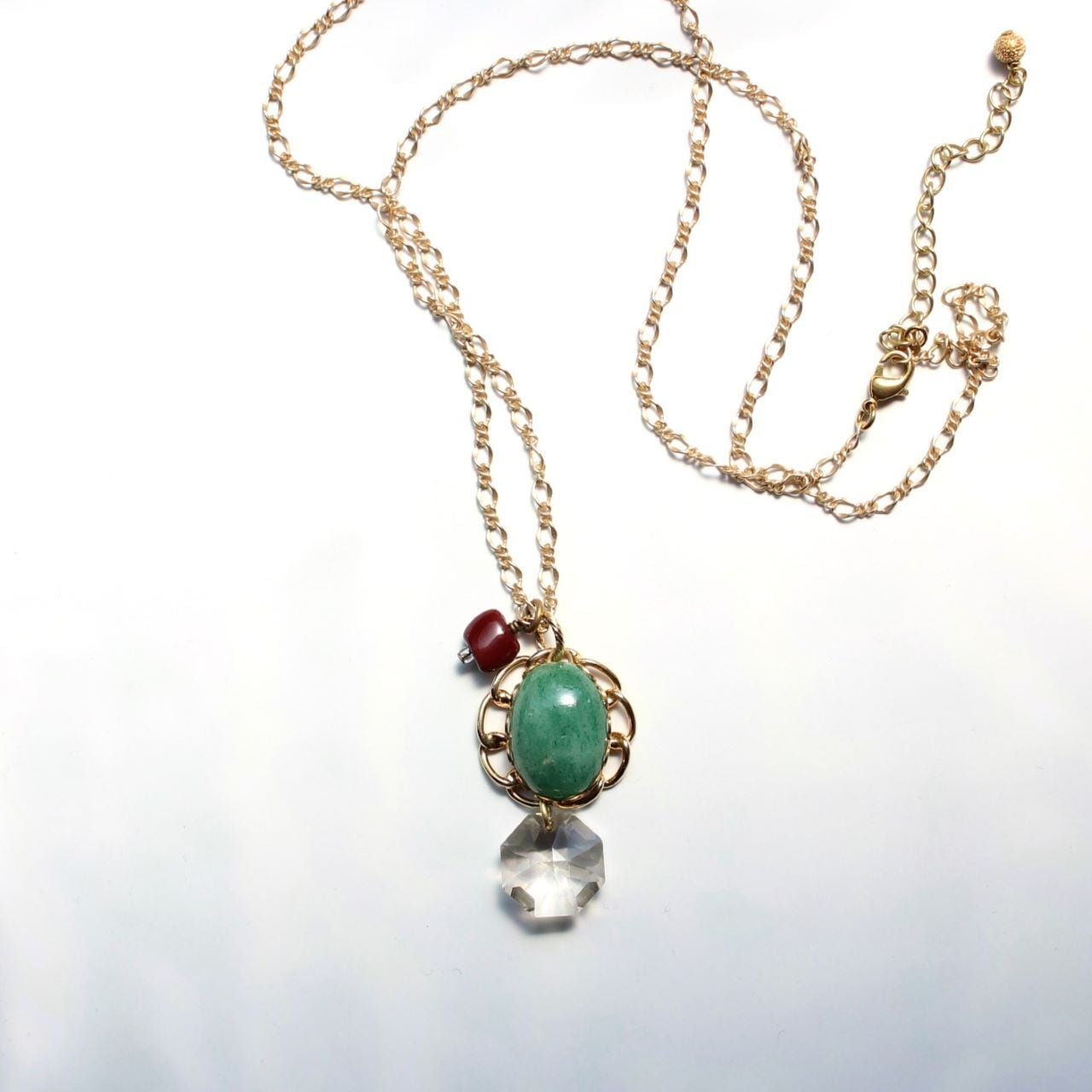 緑色ビッグ　スワロフスキー　ペンダントネックレス 緑色ビッグ スワロフスキー ペンダントネックレス 【公式通販】