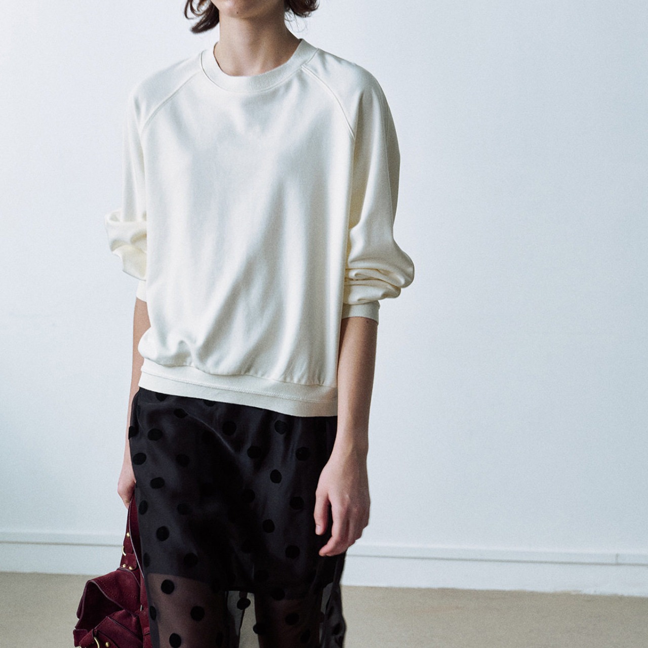 Relaxed Raglan Sweatshirt T6176