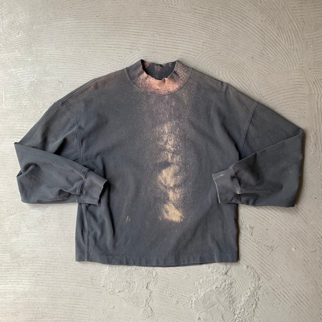Bleached sweat shirt
