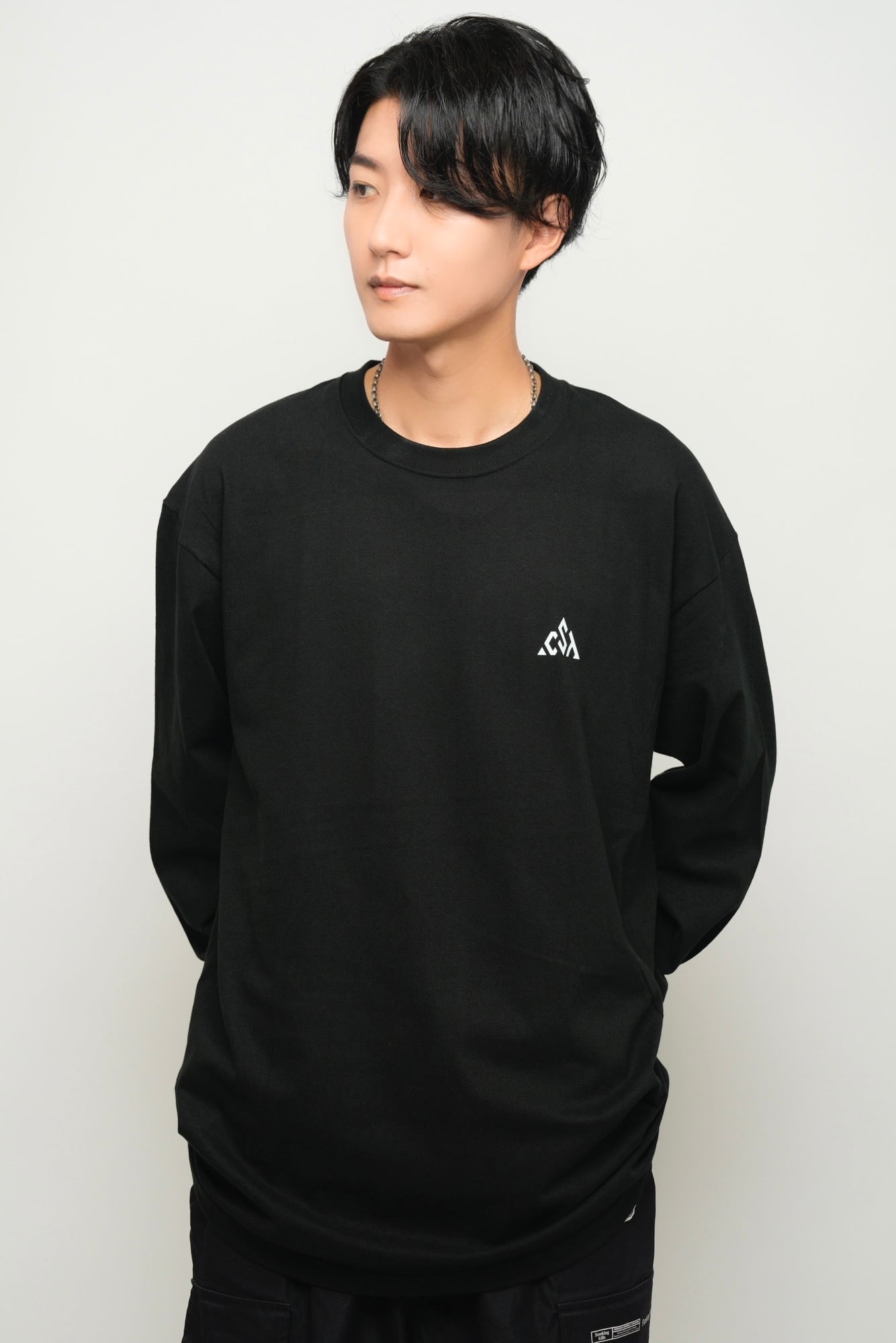 Zushi Black Long-sleeve T-shirt MEN | ShonanChillTime