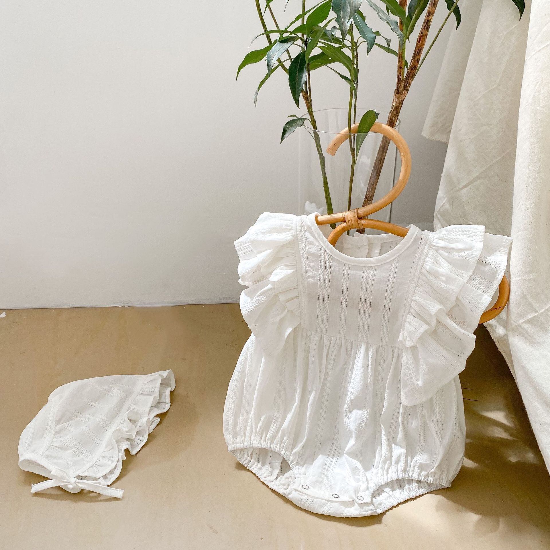 サマースリーブジャカードロンパース オールインワン ジャンプスーツ オールインワン キャップ コットン 夏物 超面白いベビーショップ4016607570