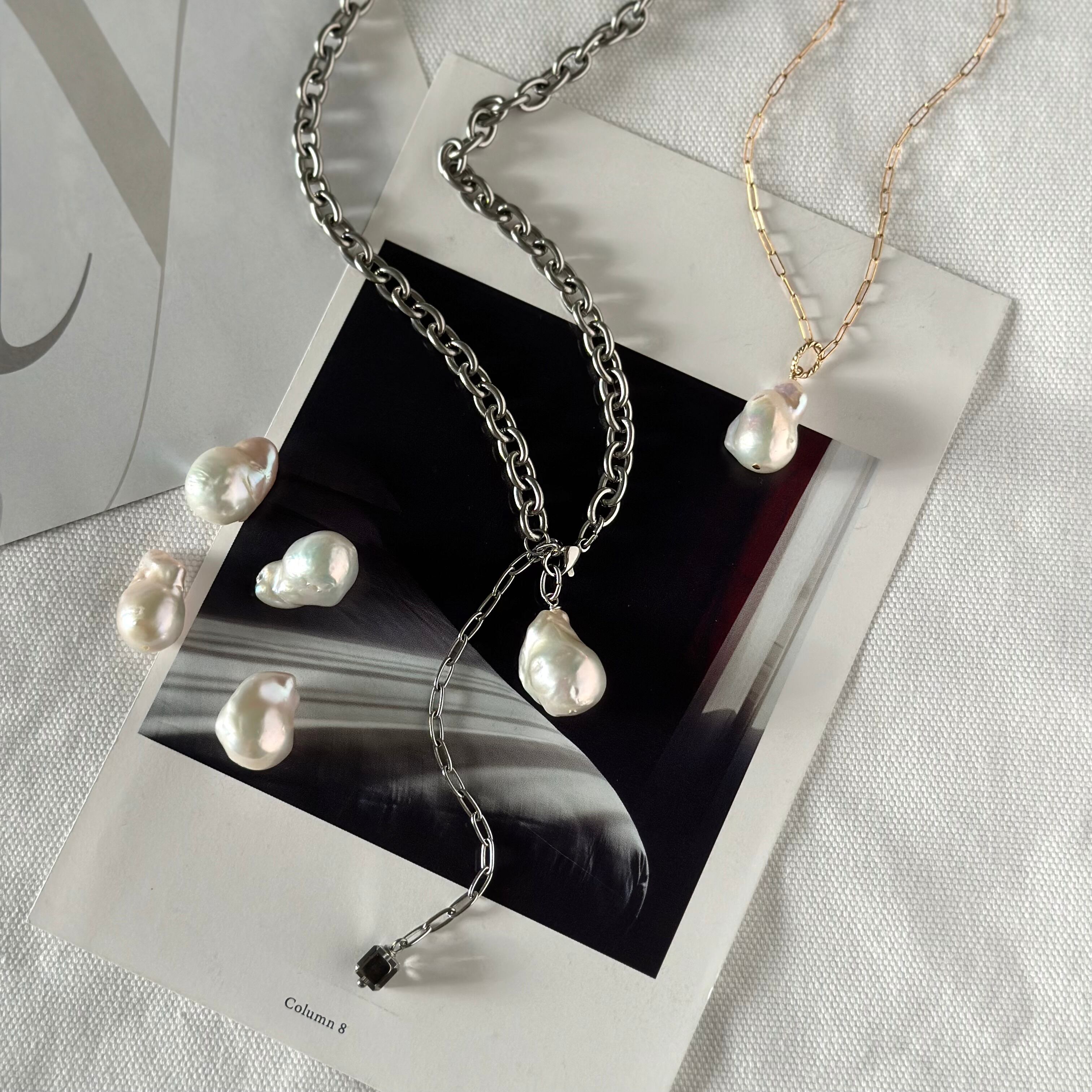 オイスターバロックパールネックレスチャーム -Oyster baroque pearl 