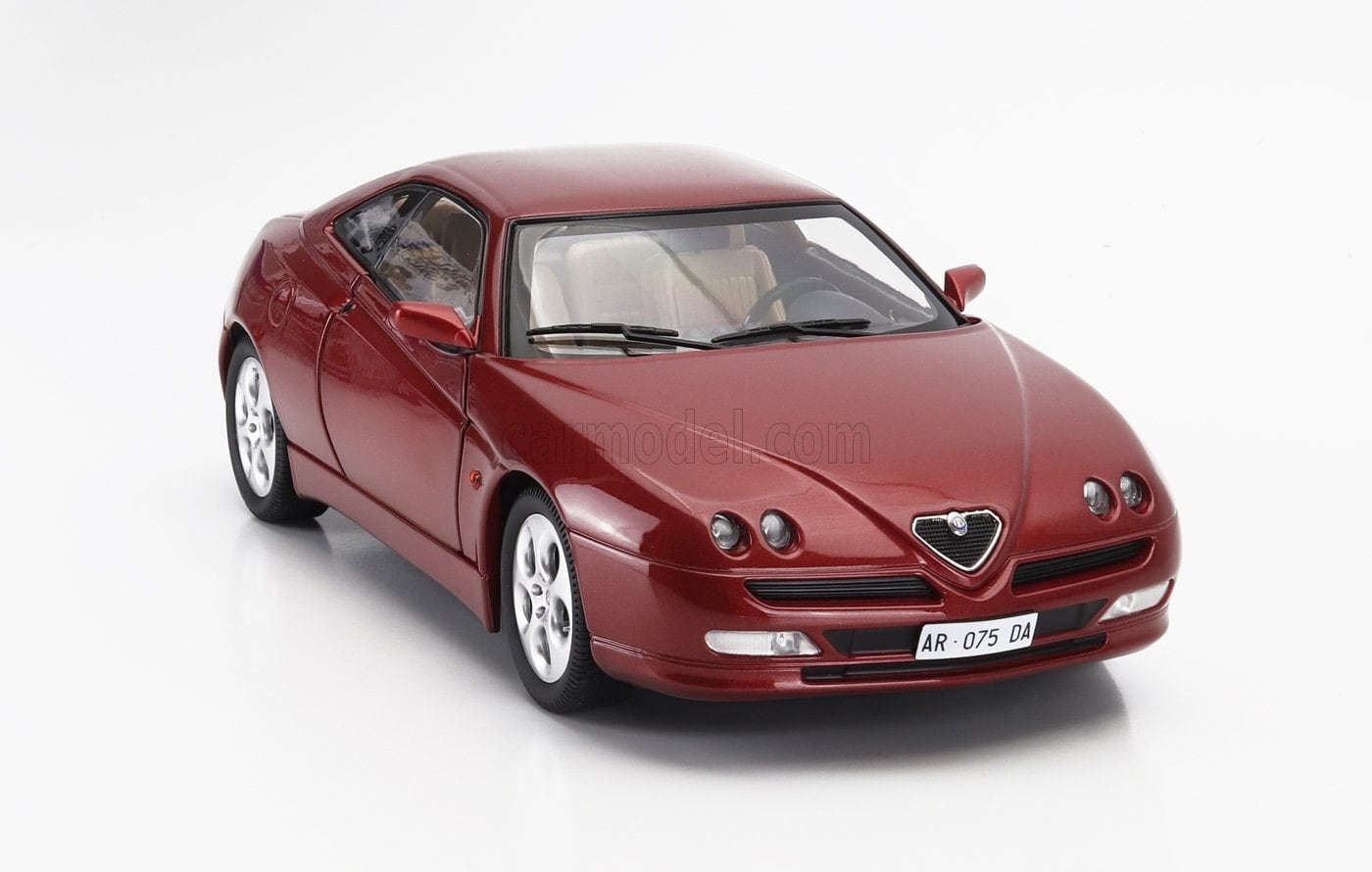 ミニカー 1/18 アルファロメオ GTV MITICA-DIECAST 1/18 ALFA ROMEO