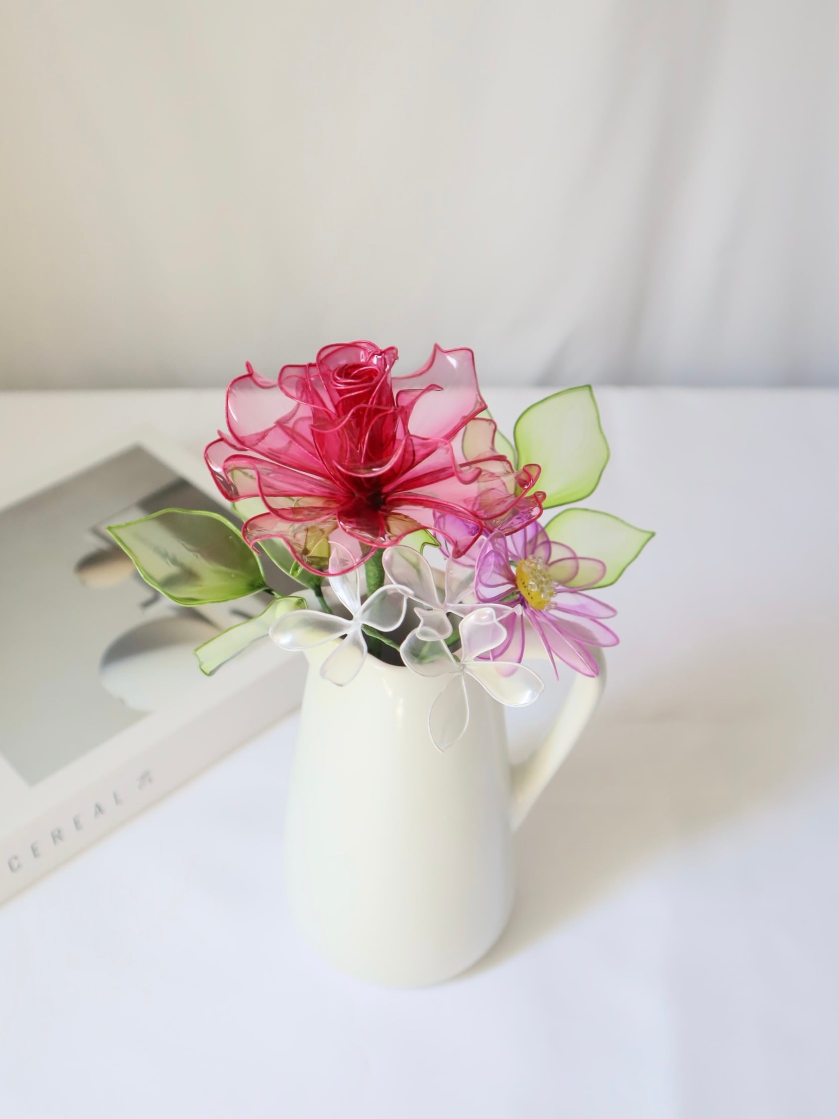 完成品＞バラとマーガレットの花束 | turtle/枯れない花屋