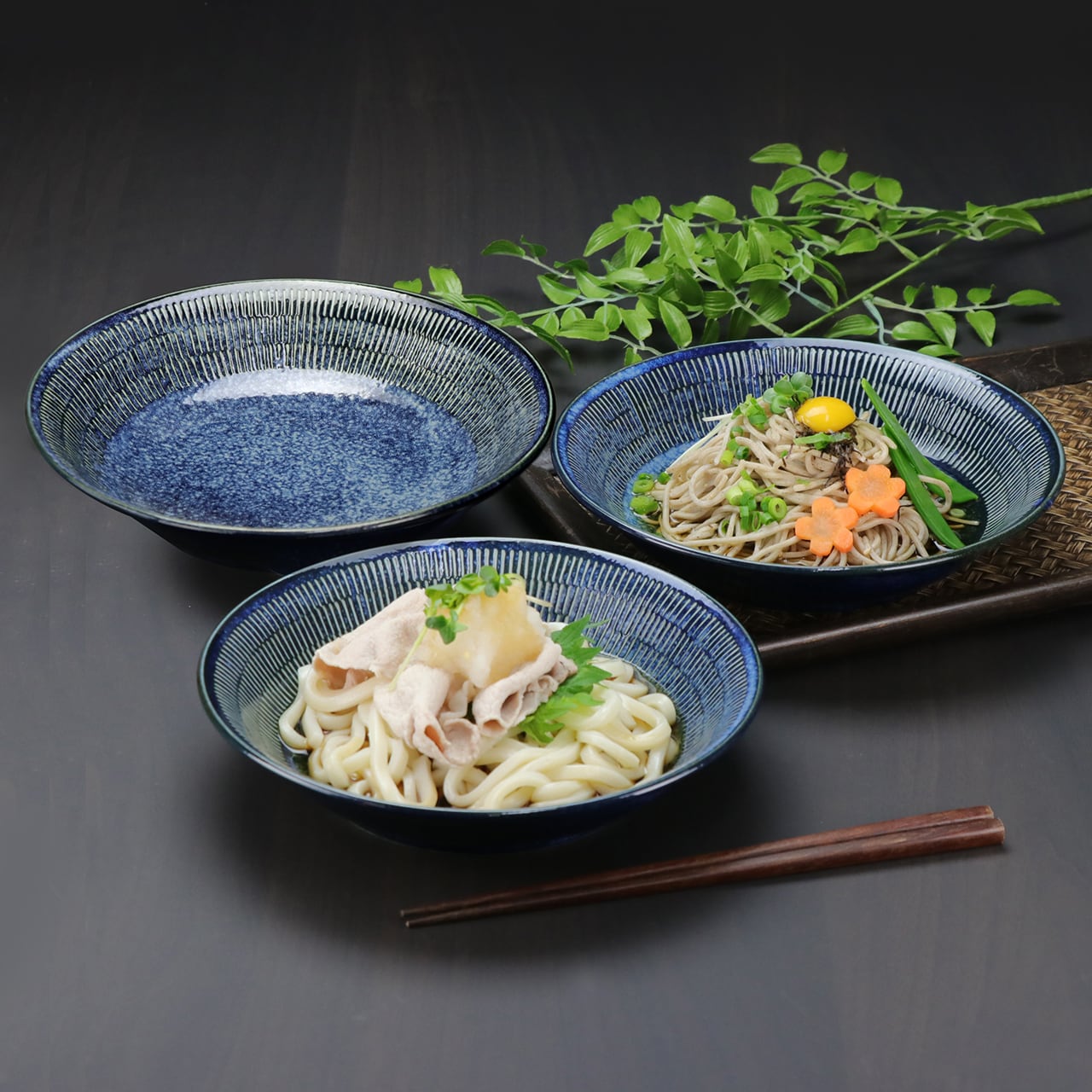 軽量瑠璃トチリ 麺鉢 21cm 3枚組〔美濃焼 岐阜県〕 | 【季節のテーブル