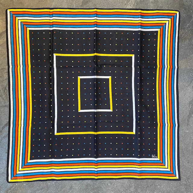 USED square design scarf