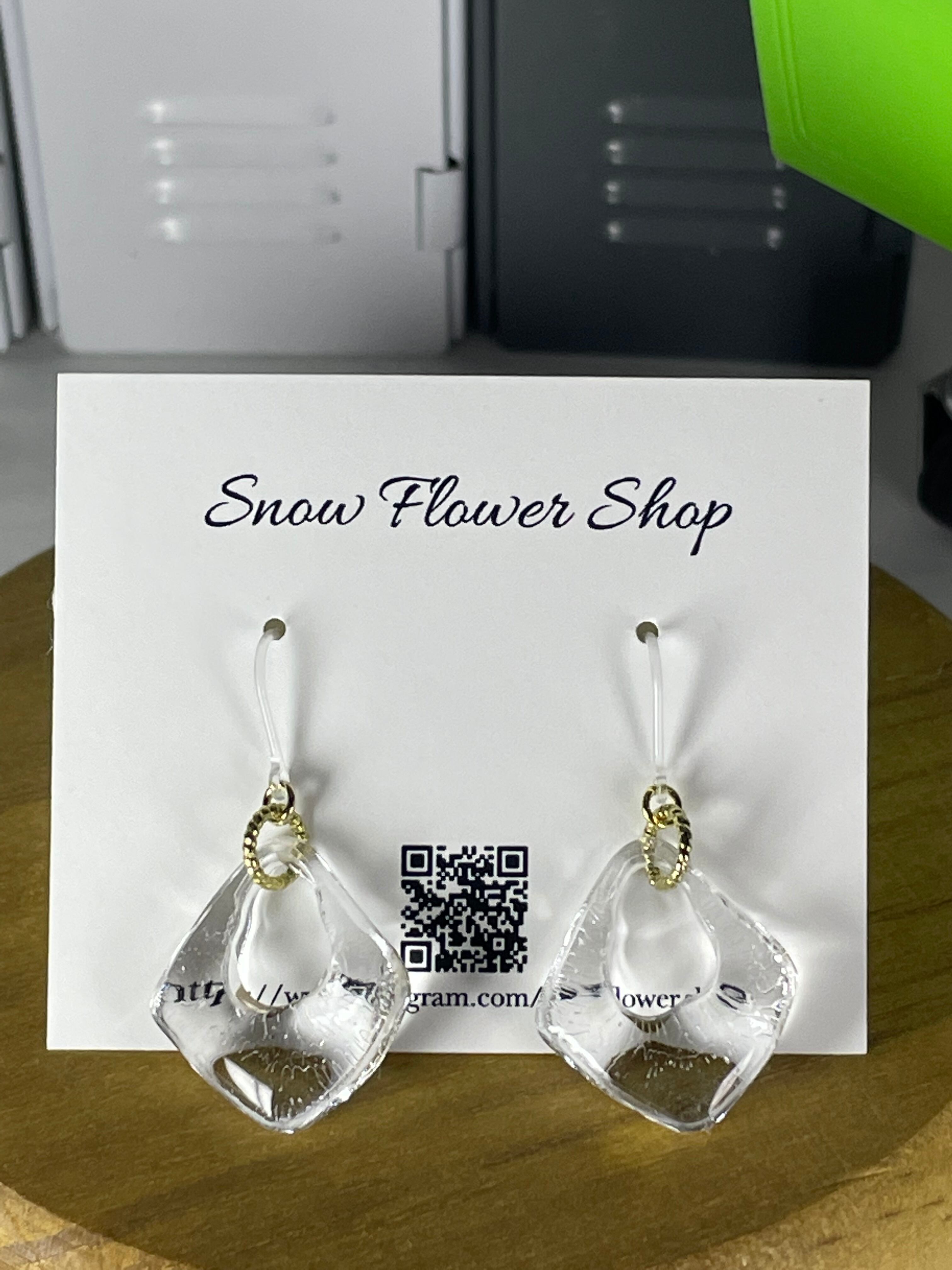 レジン シンプルピアス | Snow Flower Shop ハンドメイドアクセサリー 